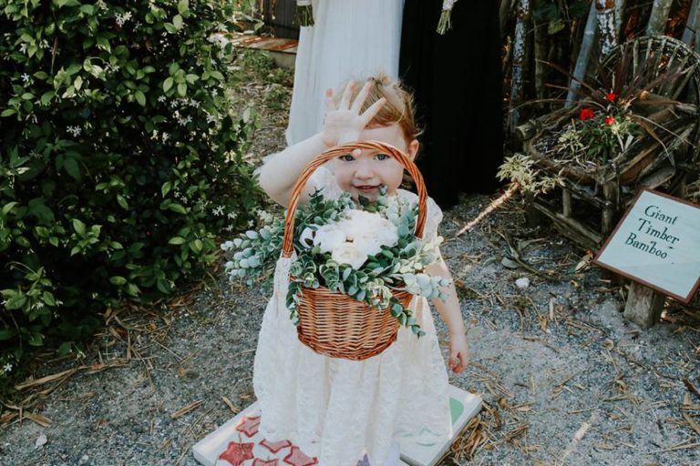 7 ways to have fun with kids at your wedding